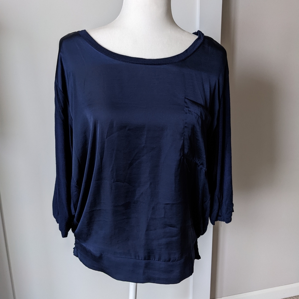 Forever 21, Size L, silky and knit, 3/4 length sleeve, elastic waisted on sides